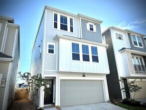 Building Photo - 5614 Green Rise Ln