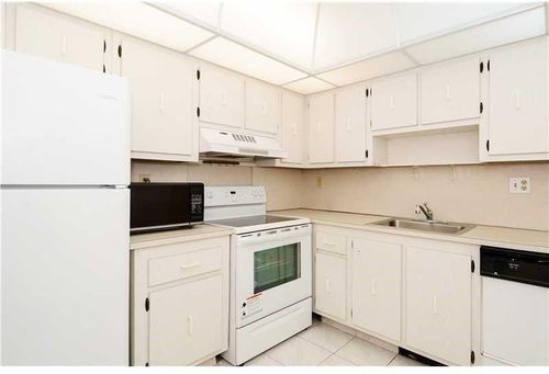 Building Photo - 600 Three Islands Blvd
