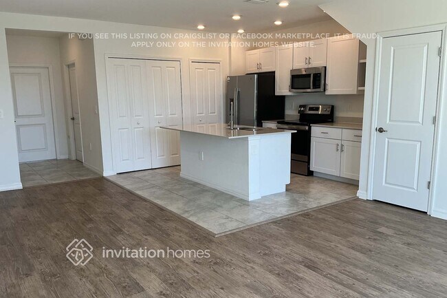 Building Photo - 9313 Cadence Ct