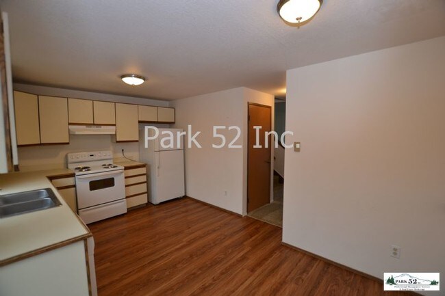 Building Photo - 8432 6th Ave