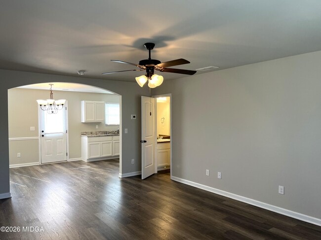 Building Photo - 147 Goodall Woods Dr