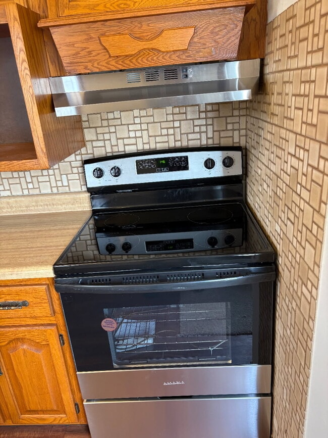 Foto del edificio - 1426 E 17th St