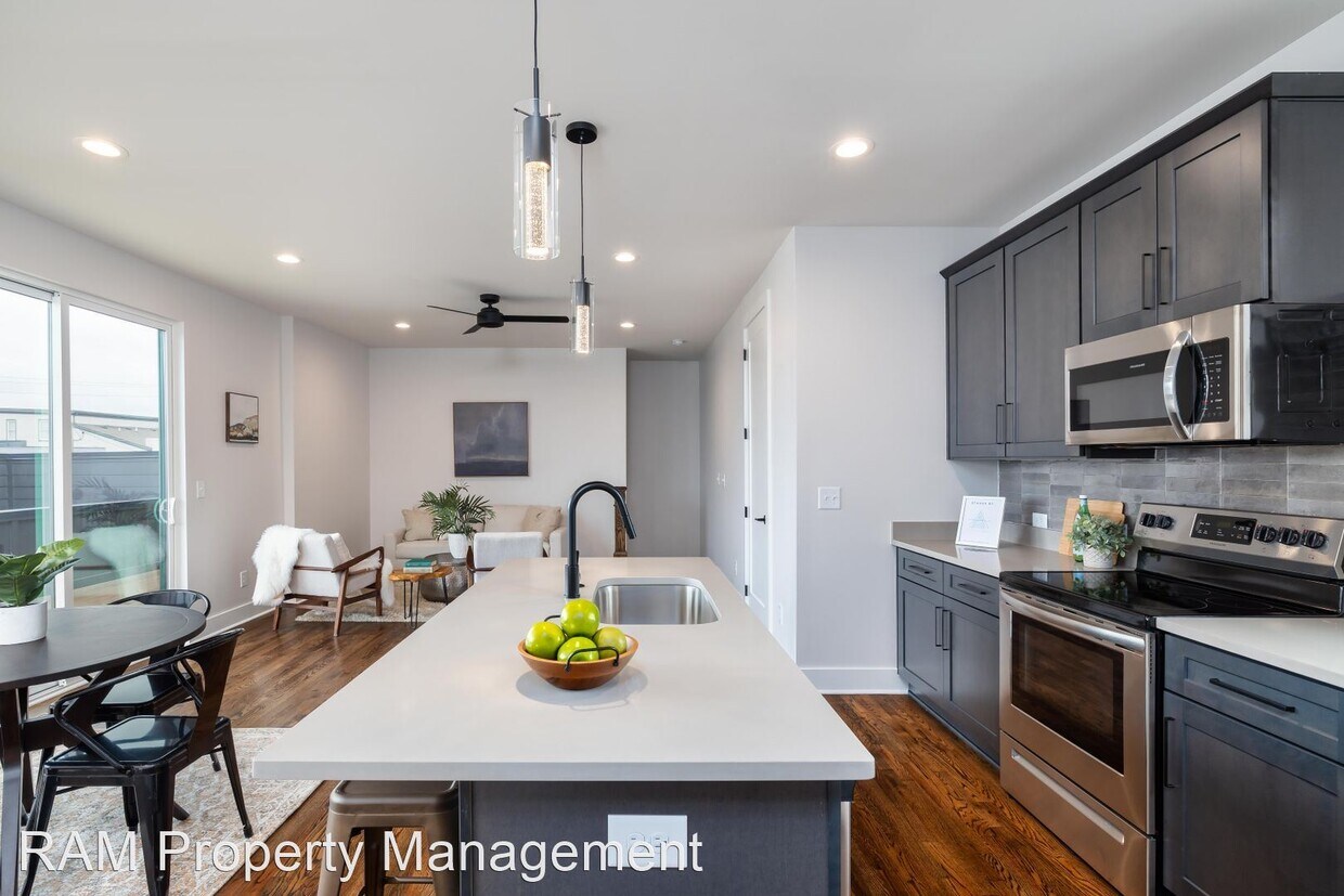 3 br, 3.5 bath House 5 Fern Avenue