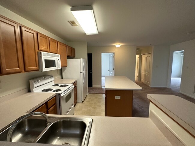 Building Photo - 1101 Caitlins Way