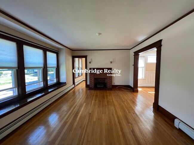 Foto del edificio - 24 Pondview Rd