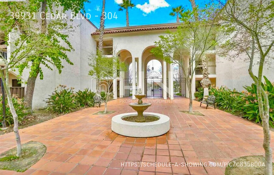 Foto principal - 39931 Cedar Blvd