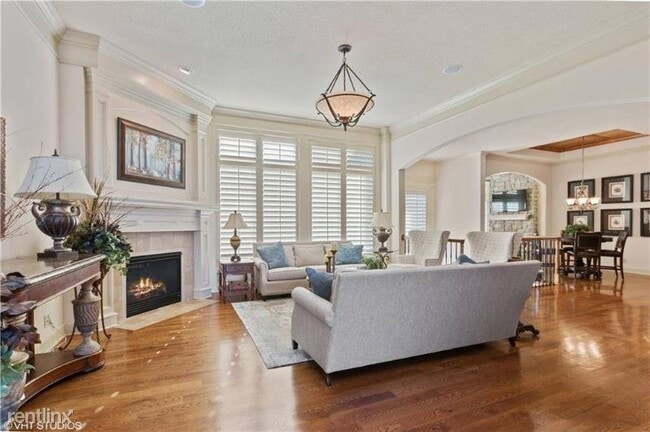 Building Photo - 4 br, 3.5 bath House - 1 Confidential