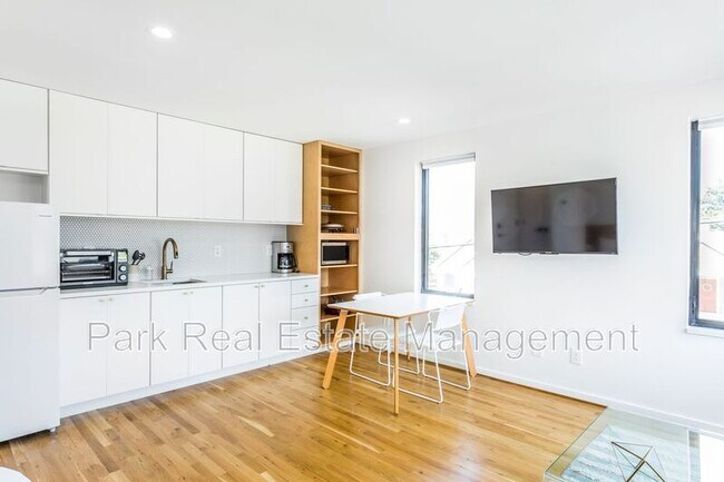 Foto del edificio - 123 Idlewild Ave