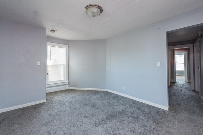 Building Photo - 217 Sherman Pl