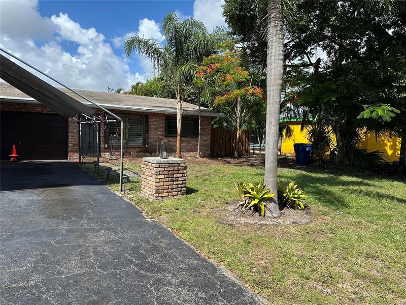 Foto del edificio - 608 NE 21st Ct