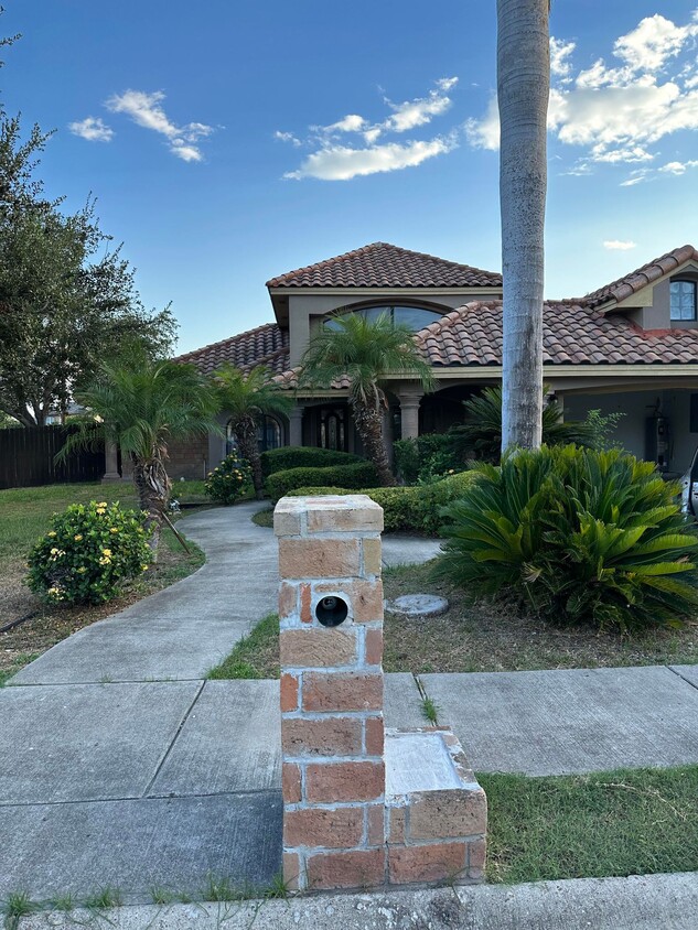 Front View of Home - 2804 E 20th St