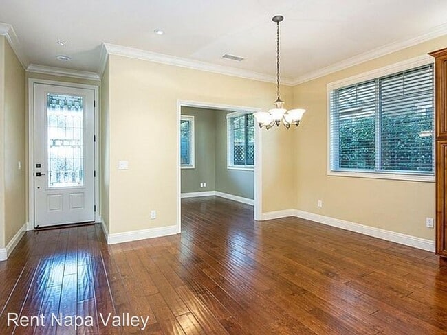 Building Photo - 3 br, 2 bath House - 1336 Magnolia  Ave