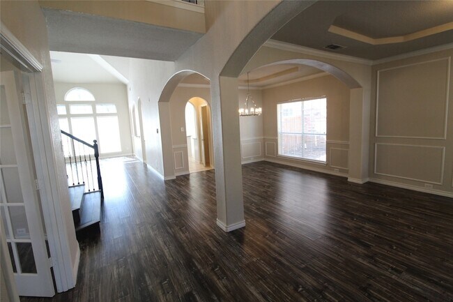 Foto del edificio - 15195 Shellwood Ln