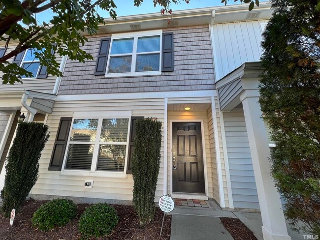 Building Photo - 2921 Berkeley Springs Pl