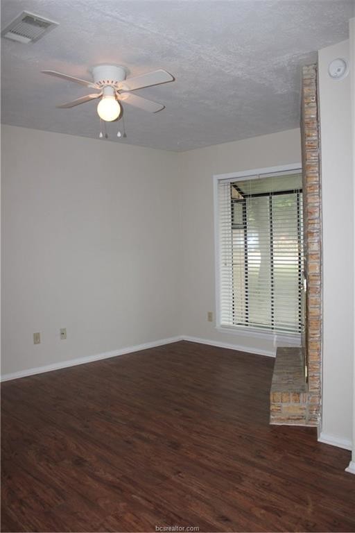 Building Photo - 2850 Forest Bend Dr