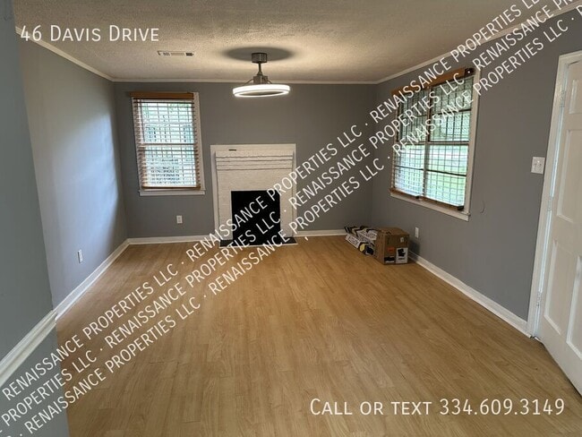 Building Photo - 46 Davis Dr
