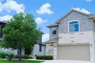 Building Photo - 2880 Donnell Dr