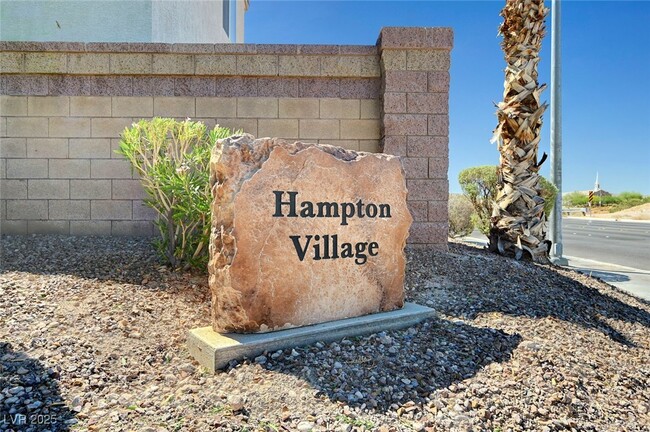 Foto del edificio - 7717 Hampton Cove Ln