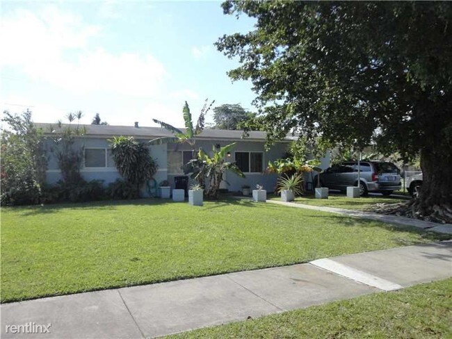 Building Photo - 10260 Montego Bay Dr