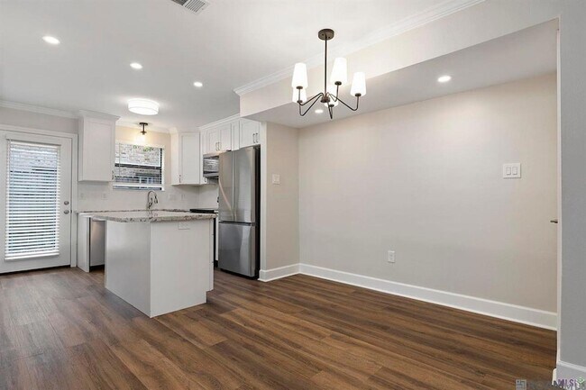 Foto del edificio - 9506 Jefferson Hwy