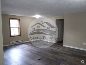 Building Photo - 319 Charvid Ave