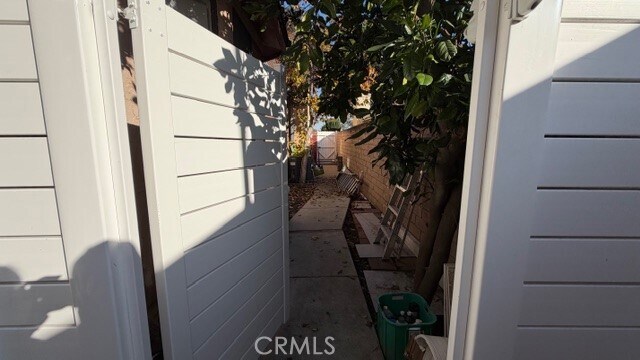 Foto del edificio - 2413 La Crescenta Ave