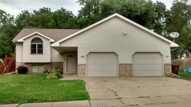 Foto del edificio - 130 Rhyme St