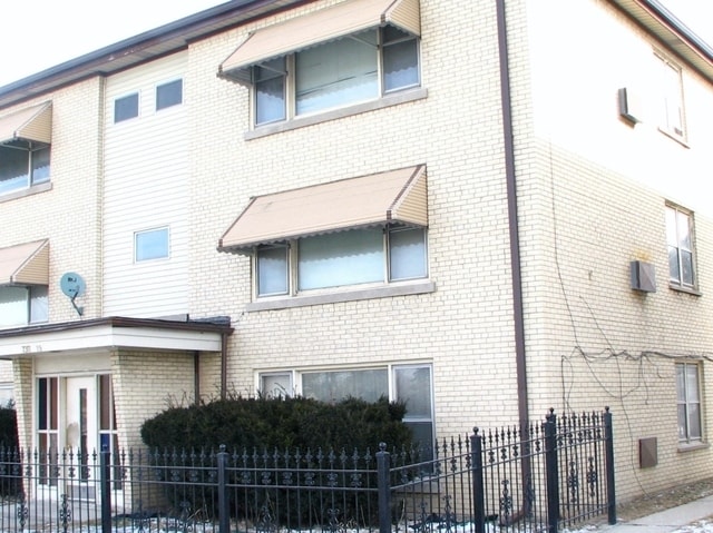 . - 7317 S Kedzie Avenue