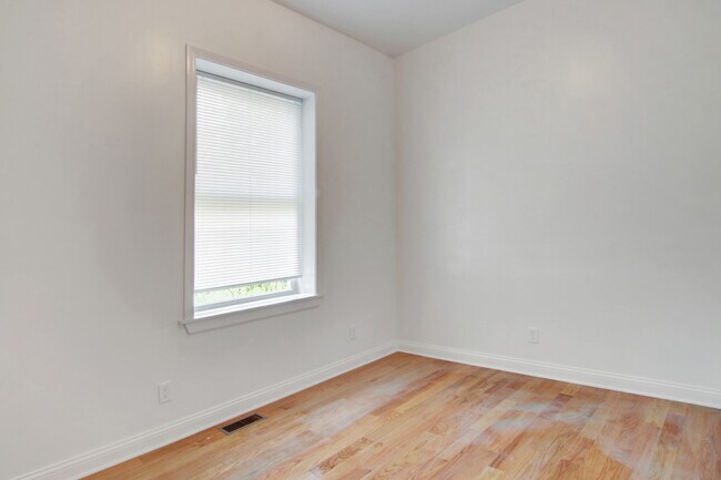 Building Photo - 5235 S Sangamon St