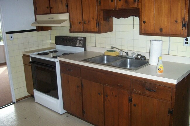 Kitchen - 7 Shepherd Rd