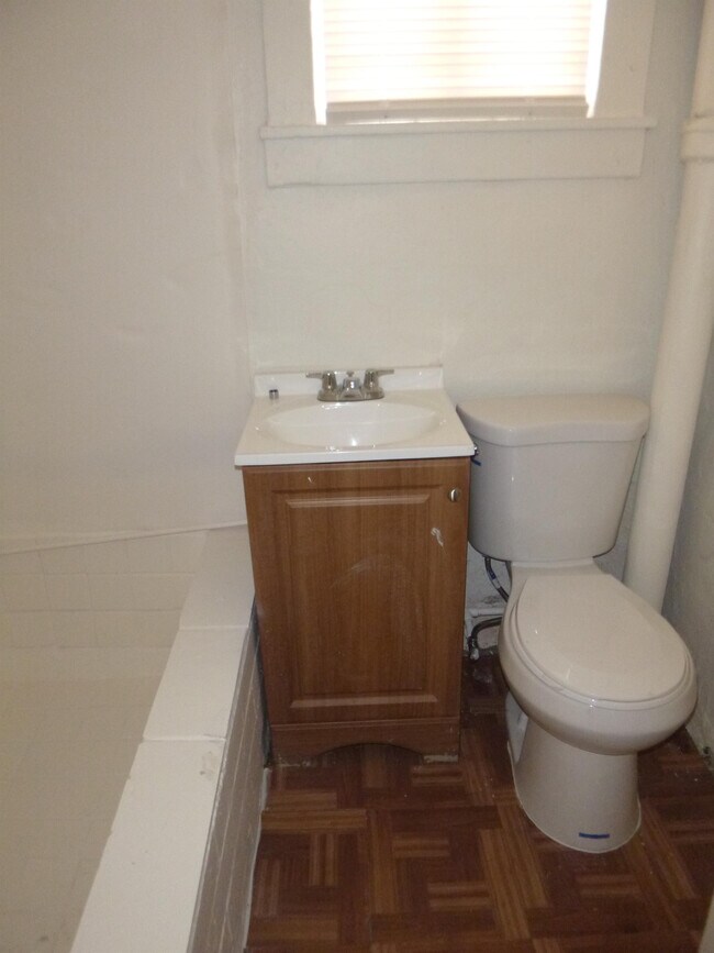 Foto del edificio - 234 E 32nd St