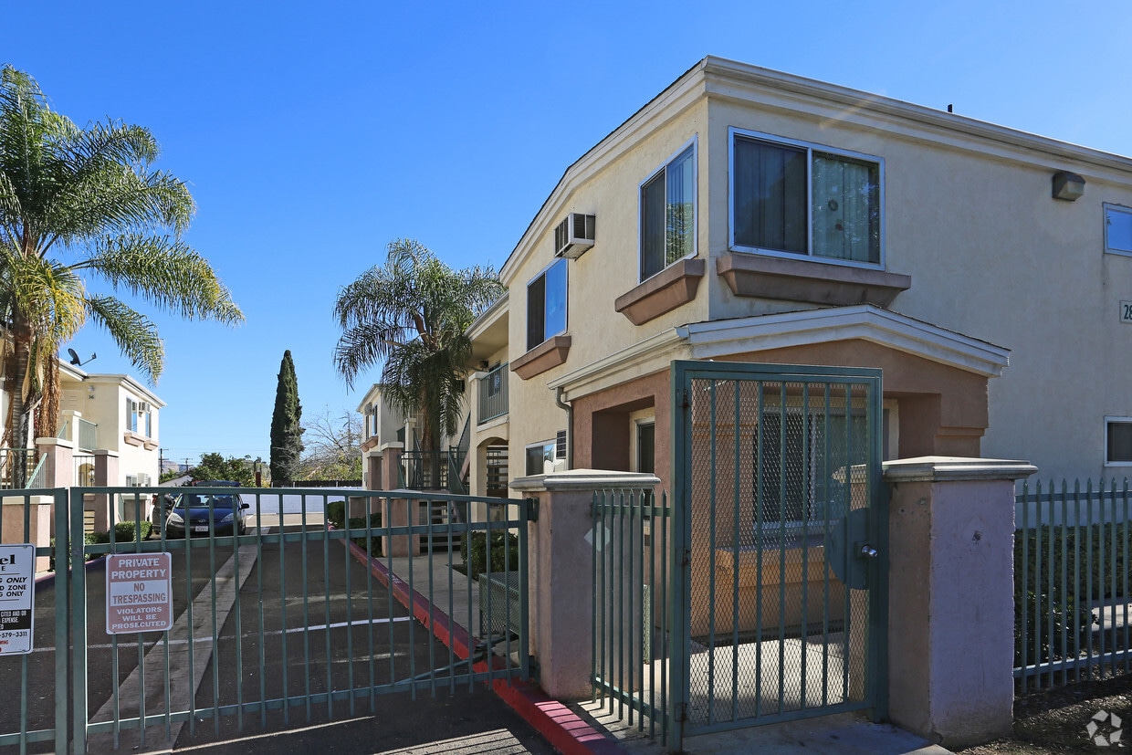 Building Photo - Laurel Village Apartments