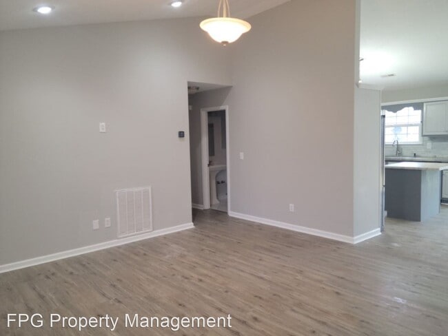 Building Photo - 3 br, 2 bath House - 102 Naples Court