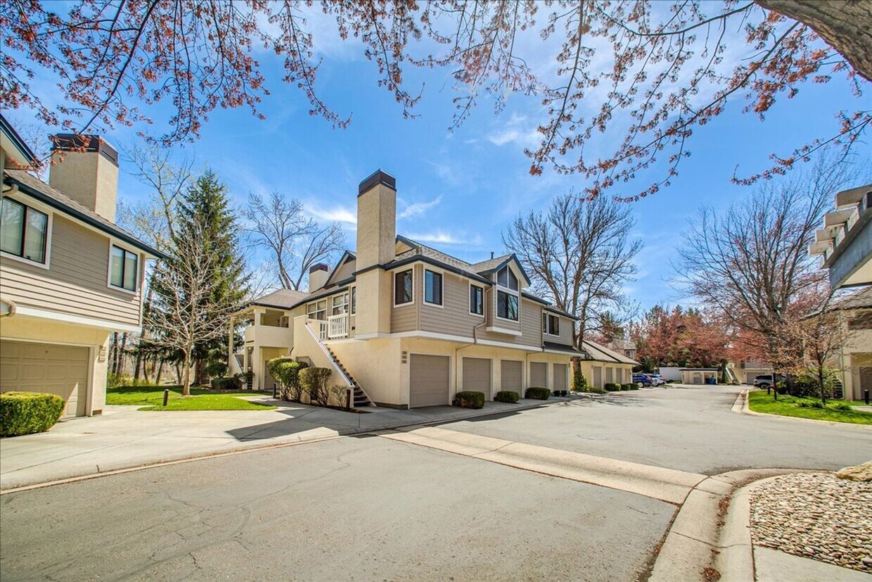 Foto principal - Elegant Condo Near the River