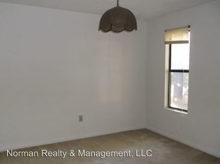 Building Photo - 650 Tupelo Trl