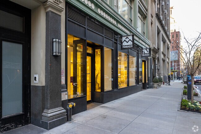 Building Photo - 49 E 21st St