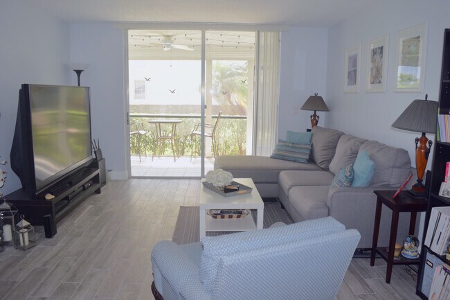 Foto del edificio - 760 E Ocean Ave