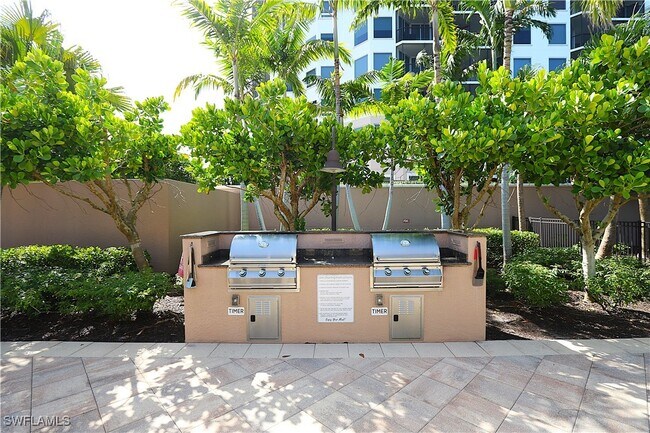 Foto del edificio - 1060 Borghese Ln