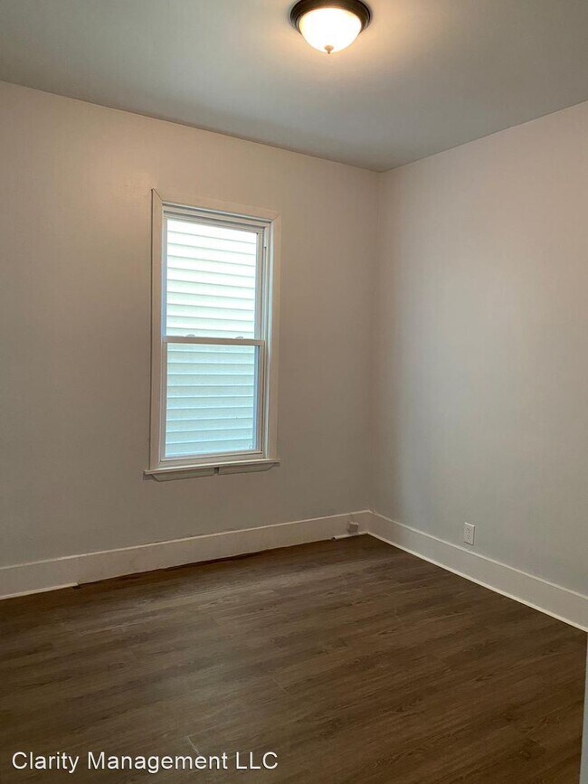 Foto del edificio - 13 Hallock St