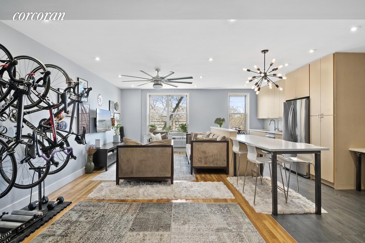 Foto principal - 629 Kappock St