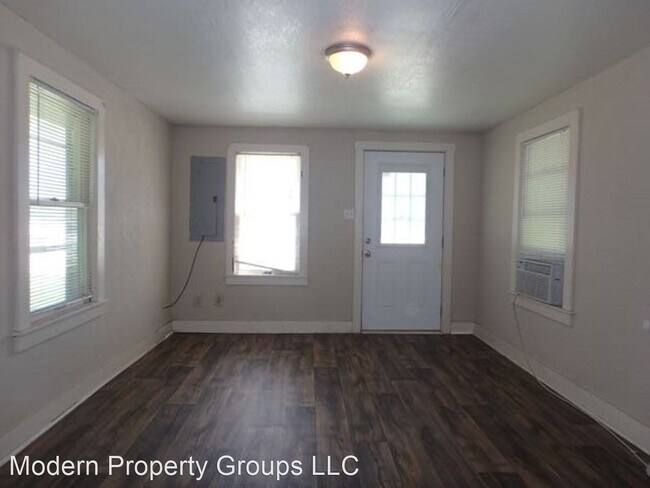 Foto del edificio - 1 br, 1 bath House - 1113 Smith St