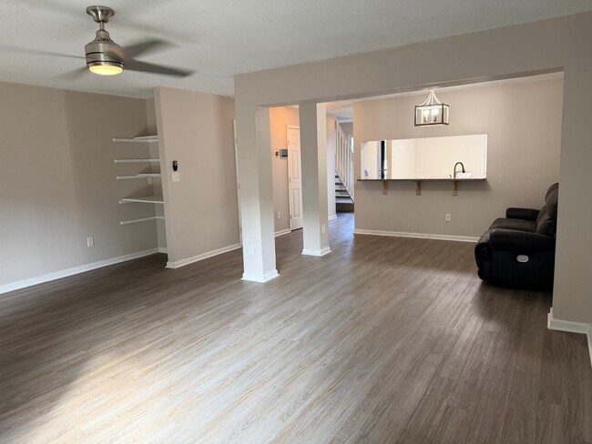 Building Photo - 4515 Renwood Ct