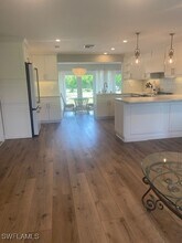 Building Photo - 6306 St Andrews Cir S