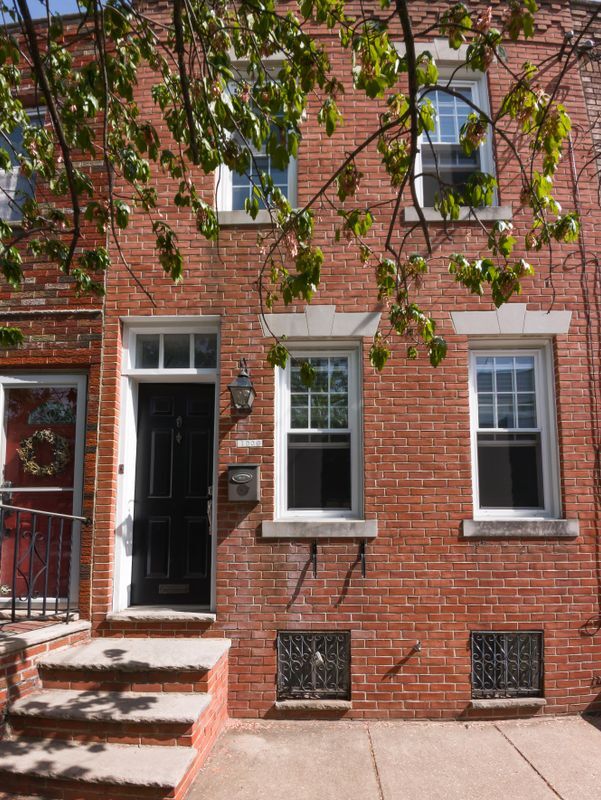 Foto del edificio - 1029 Fernon St