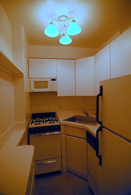 Foto del edificio - 320 E 48th St
