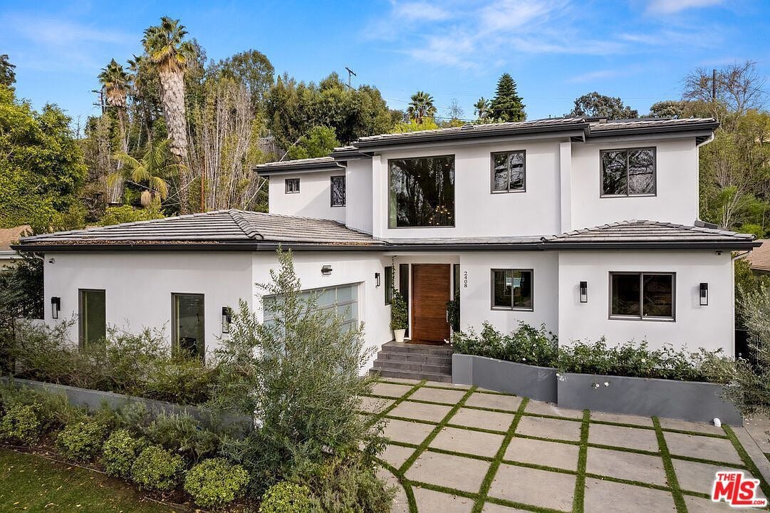 Foto principal - 2408 Castle Heights Ave