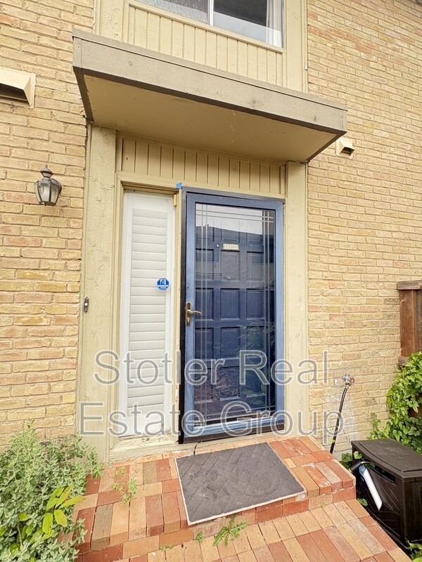 Photo - 2622 Custer Pkwy House