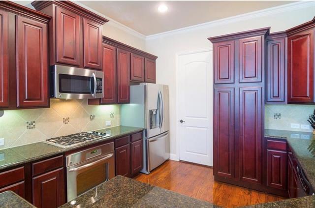 Foto del edificio - 13660 Greystone Dr