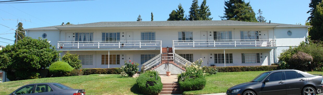 Foto del edificio - 2727 Parker St