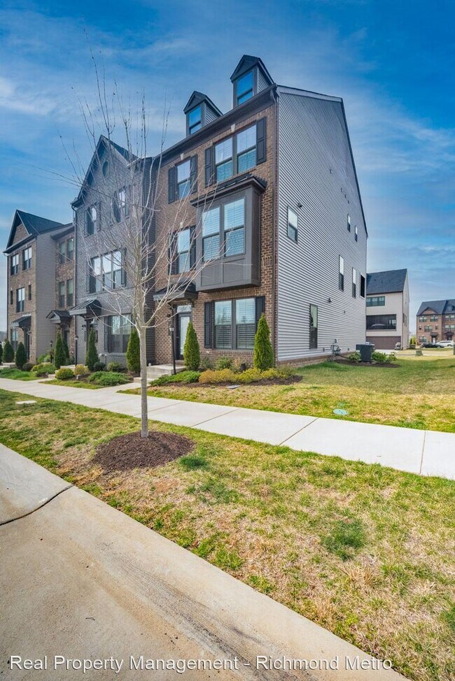 Building Photo - 3 br, 3.5 bath House - 14344 Colony House ...